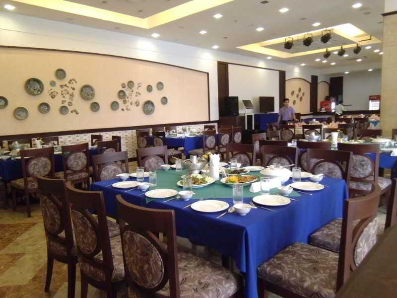 Mayflower Grande Hotel Phitsanulok Exterior foto